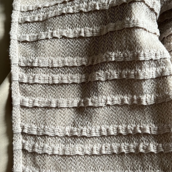 Lace crop blazer - Picture 2 of 3